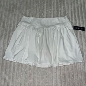 NEW! Gillie Hicks Active Skortie • White • XXL